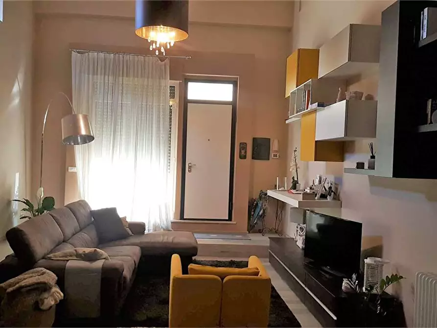 Immagine 1 di Bilocale in affitto  in VIA DEL FARO 4 a Ancona