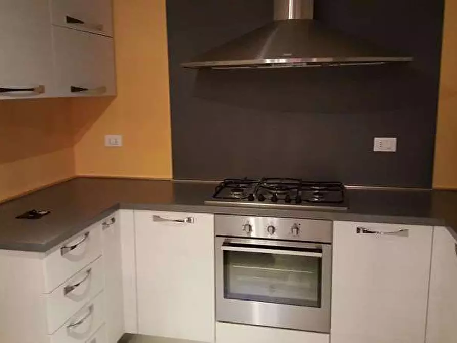 Immagine 10 di Bilocale in affitto  in VIA DEL FARO 4 a Ancona