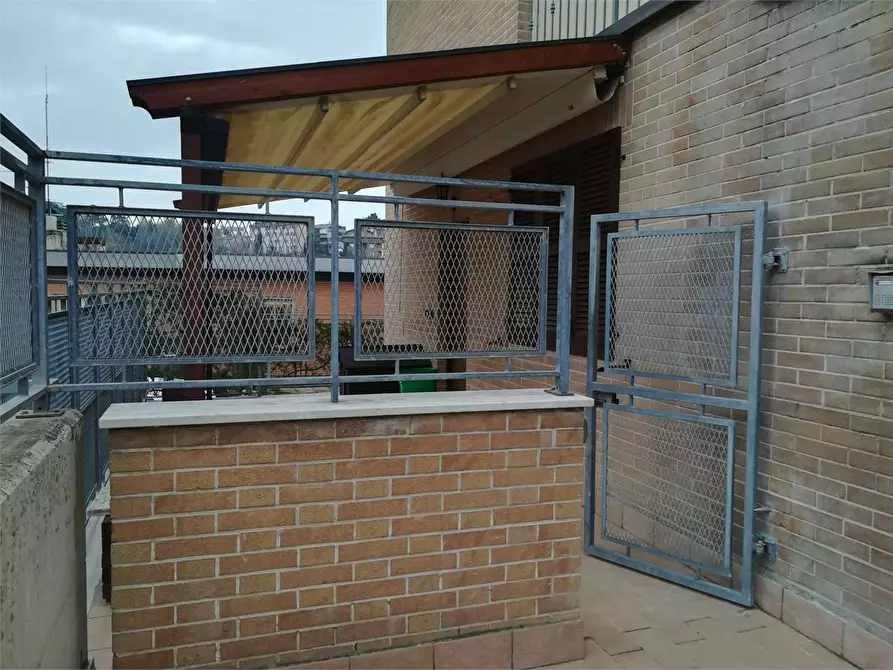 Immagine 8 di Bilocale in vendita  in via marini a Ancona