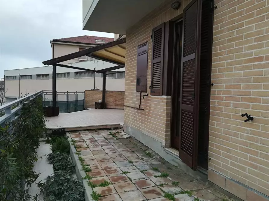 Immagine 10 di Bilocale in vendita  in via marini a Ancona
