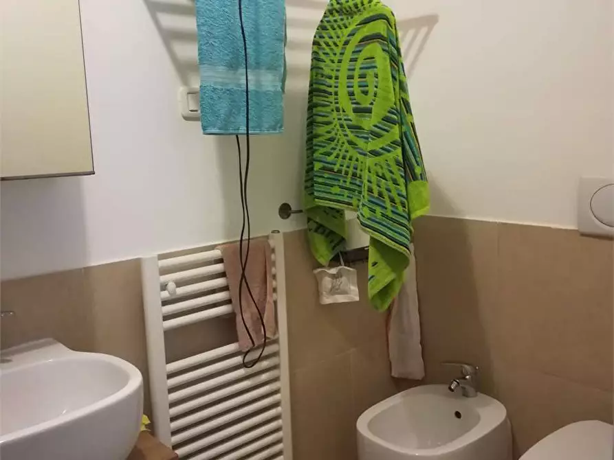 Immagine 11 di Bilocale in vendita  in via marini a Ancona