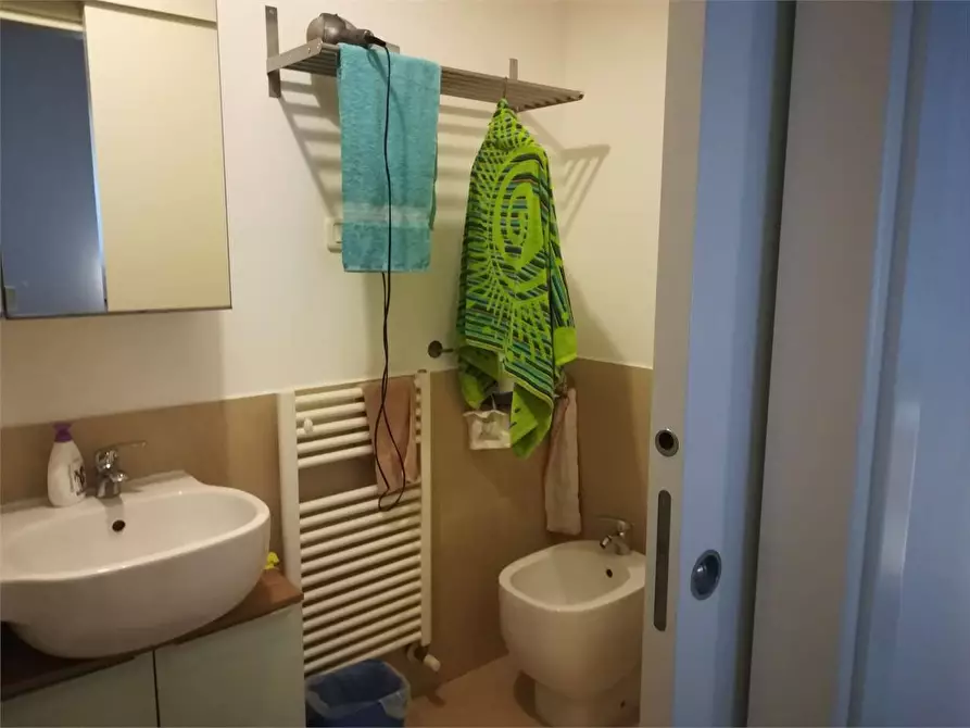 Immagine 15 di Bilocale in vendita  in via marini a Ancona