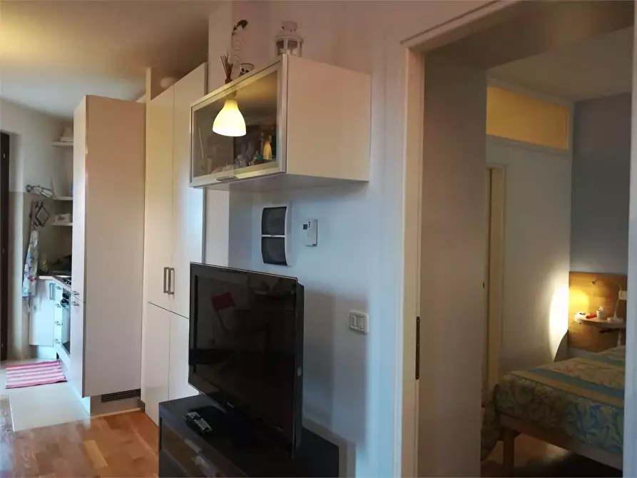 Immagine 17 di Bilocale in vendita  in via marini a Ancona