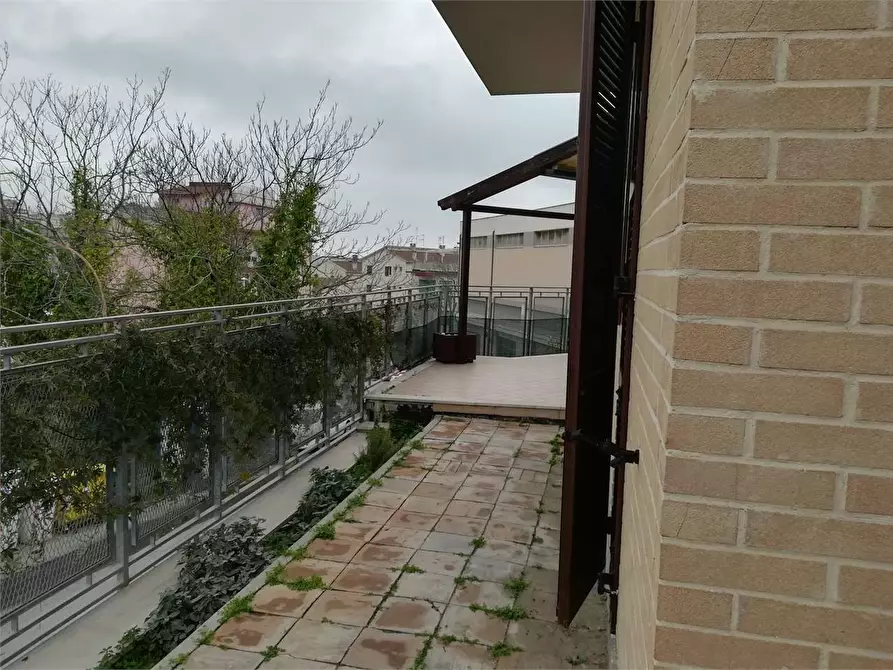 Immagine 21 di Bilocale in vendita  in via marini a Ancona