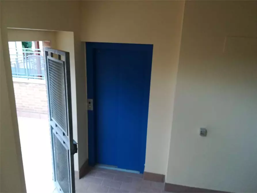 Immagine 28 di Bilocale in vendita  in via marini a Ancona