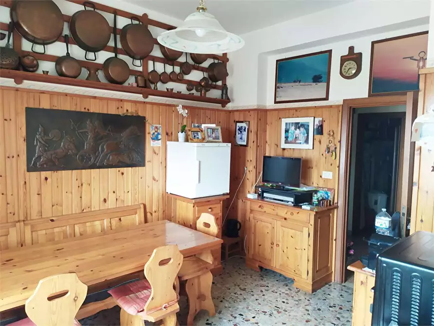 Immagine 30 di Trilocale in vendita  in Ungheria 127 a Osimo