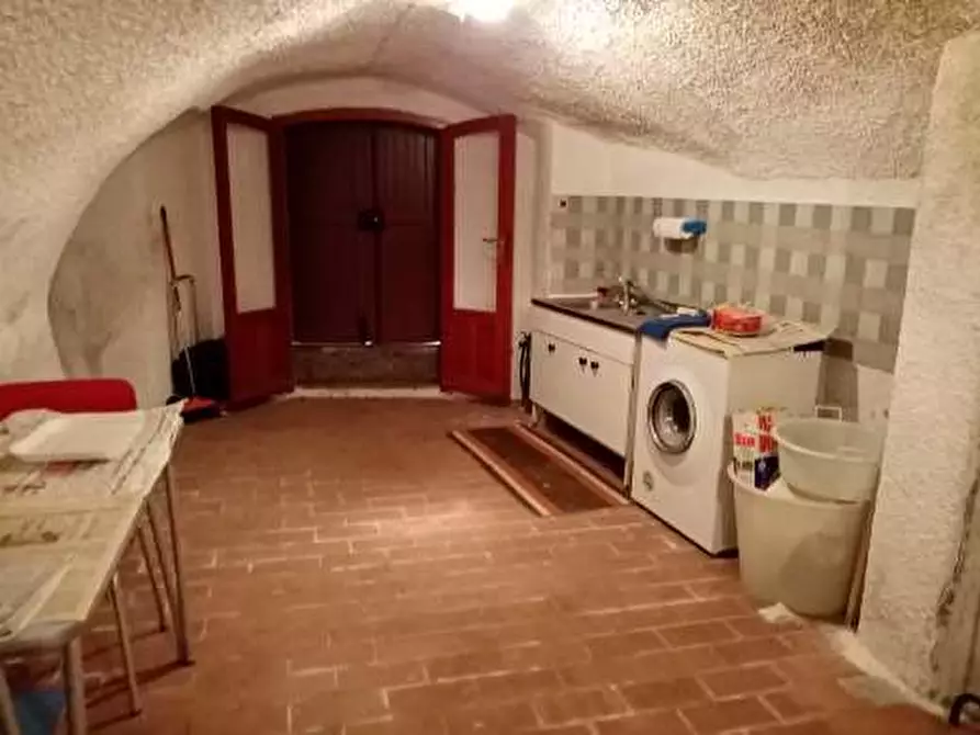 Immagine 5 di Stabile in vendita  in campodiegoli di fabriano a Ancona