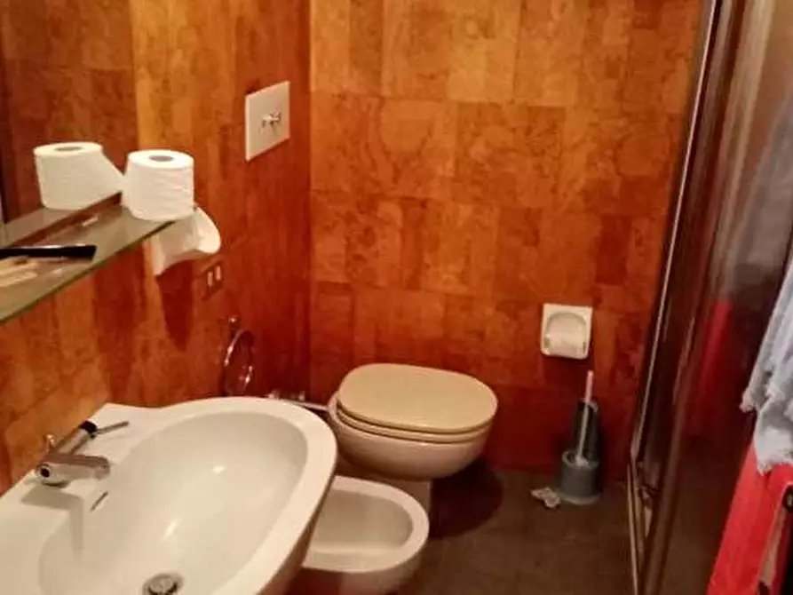 Immagine 7 di Stabile in vendita  in campodiegoli di fabriano a Ancona