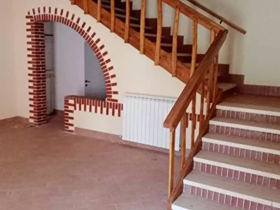 Immagine 13 di Stabile in vendita  in campodiegoli di fabriano a Ancona