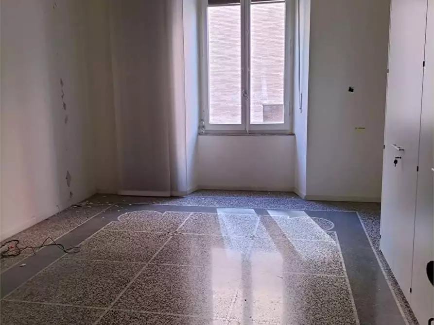 Immagine 7 di Ufficio in vendita  in c.so garibaldi a Ancona