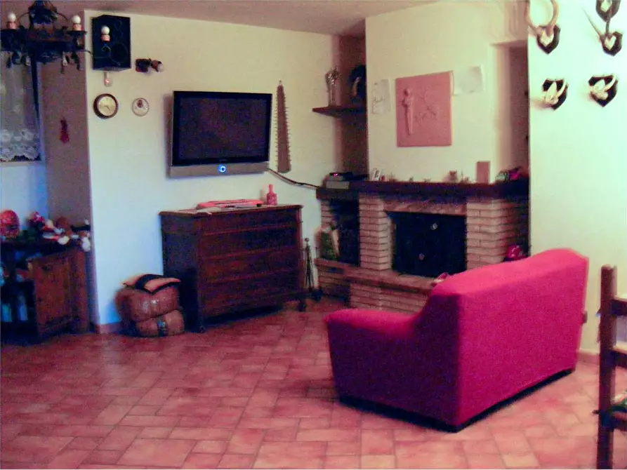 Immagine 7 di Villa in vendita  in localita' caminate a Fano