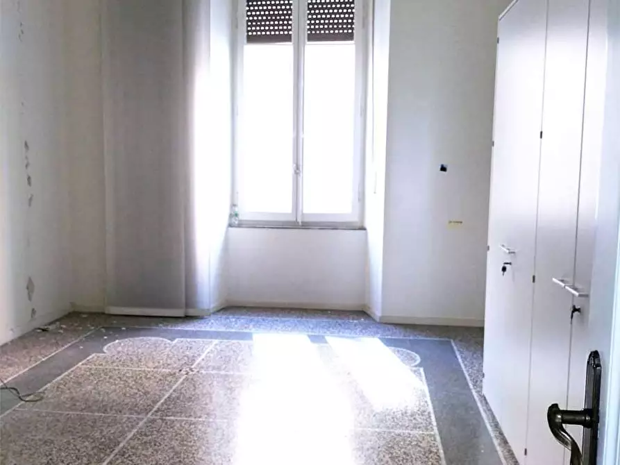 Immagine 6 di Ufficio in affitto  in via giacomo matteotti a Ancona