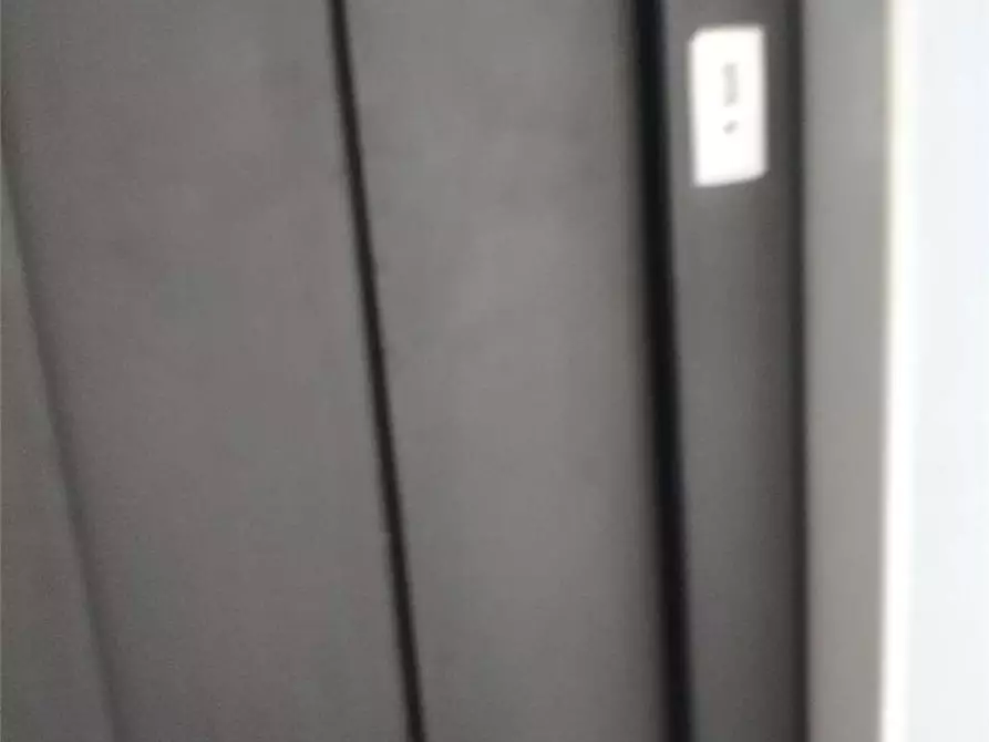 Immagine 9 di Ufficio in affitto  in via VALENTI a Ancona