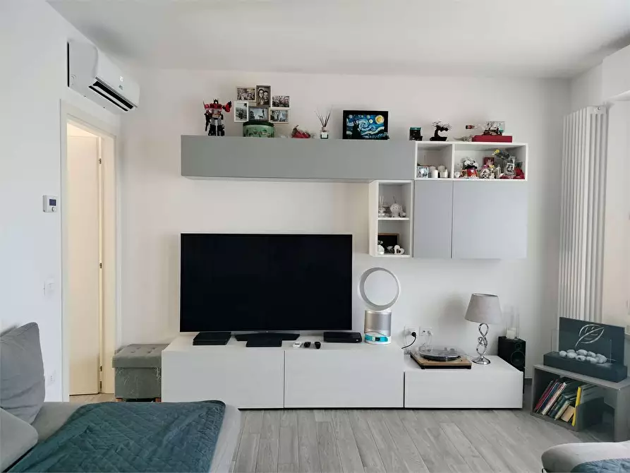 Immagine 2 di Appartamento in vendita  in VIA SARAGAT a Ancona