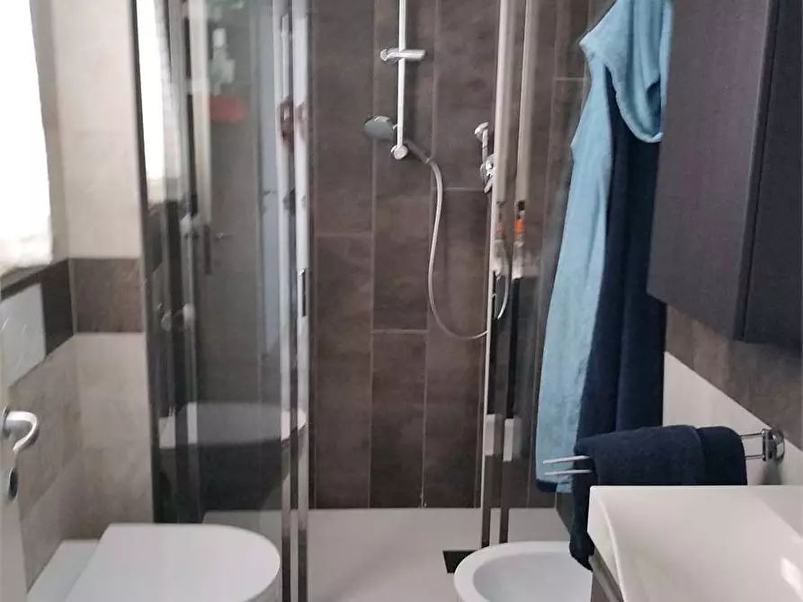 Immagine 22 di Appartamento in vendita  in VIA SARAGAT a Ancona