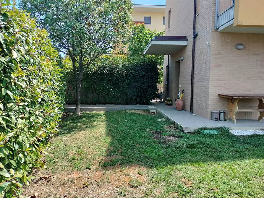 Immagine 31 di Appartamento in vendita  in VIA SARAGAT a Ancona