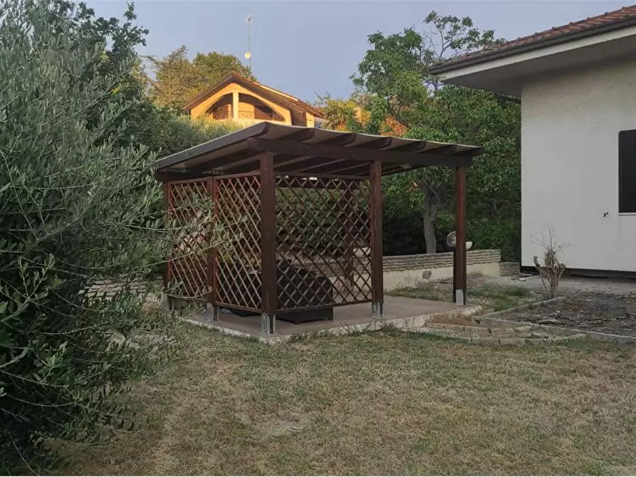 Immagine 27 di Casa bifamiliare in vendita  in Castel D'Emilio a Agugliano