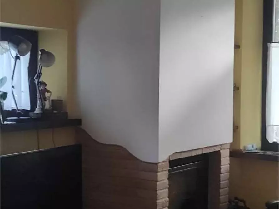 Immagine 3 di Casa bifamiliare in vendita  in castel d'emilio a Agugliano