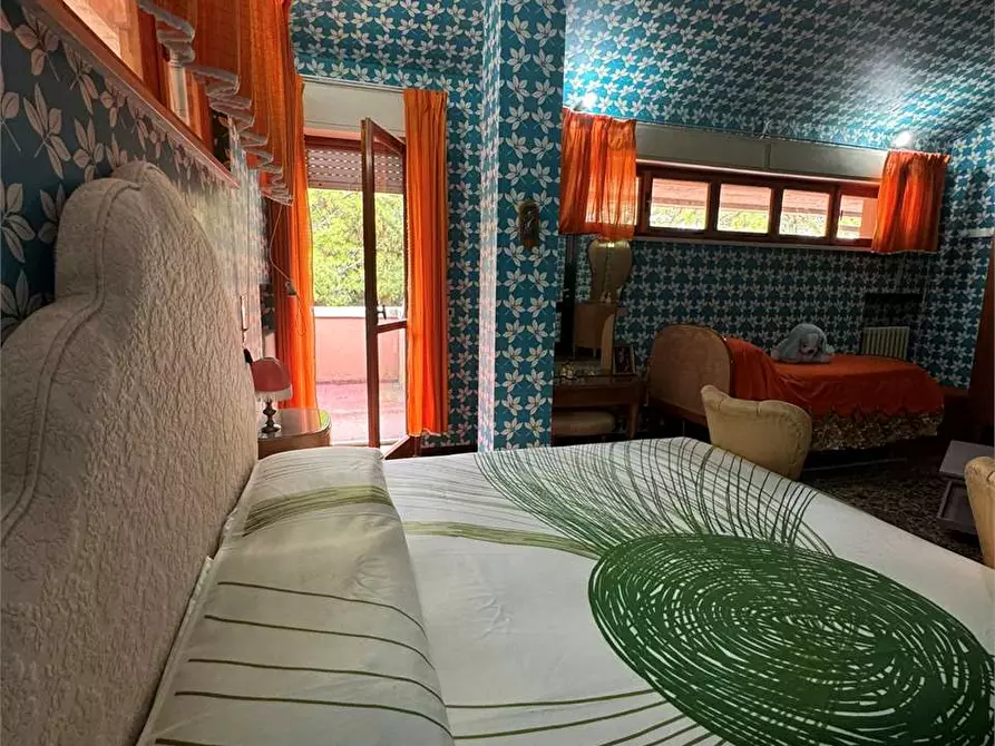 Immagine 7 di Villa in vendita  a Serra San Quirico