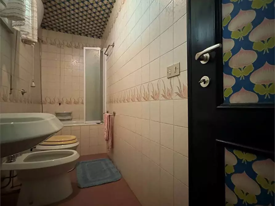 Immagine 12 di Villa in vendita  a Serra San Quirico