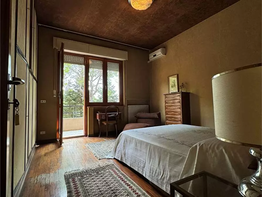 Immagine 17 di Villa in vendita  a Serra San Quirico