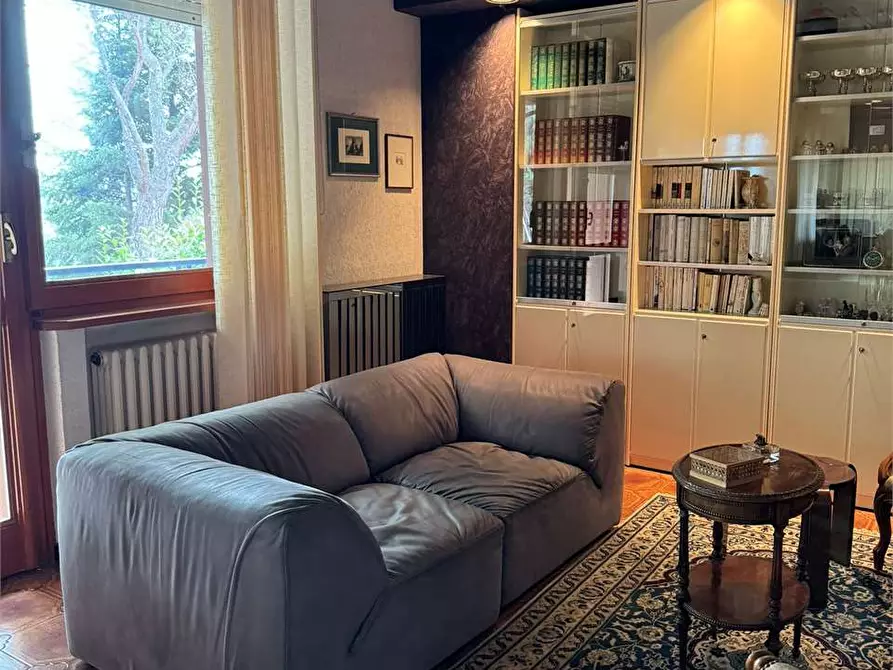 Immagine 29 di Villa in vendita  a Serra San Quirico