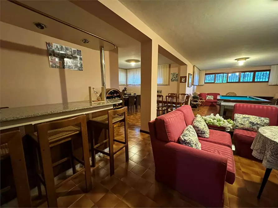 Immagine 40 di Villa in vendita  a Serra San Quirico