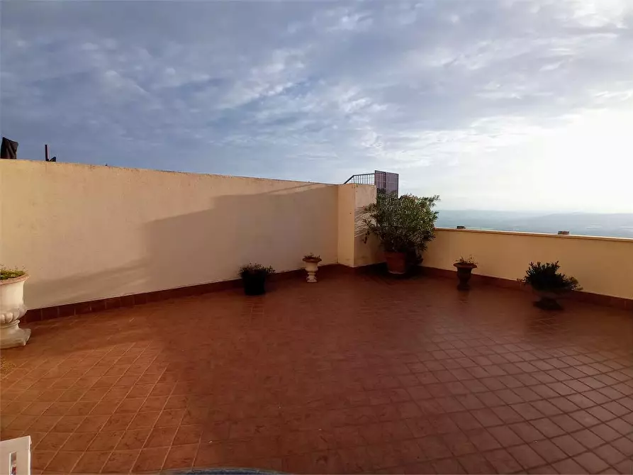 Immagine 25 di Quadrilocale in vendita  in via  MICHELANGELO  116 a Osimo