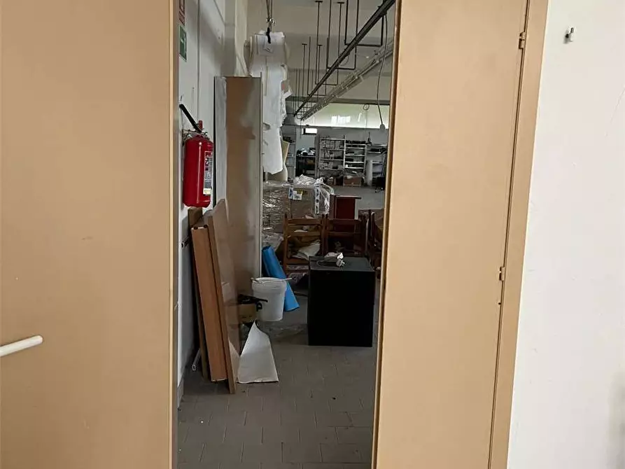 Immagine 10 di Laboratorio in affitto  in via dell' artigiano 1 a Monte San Vito
