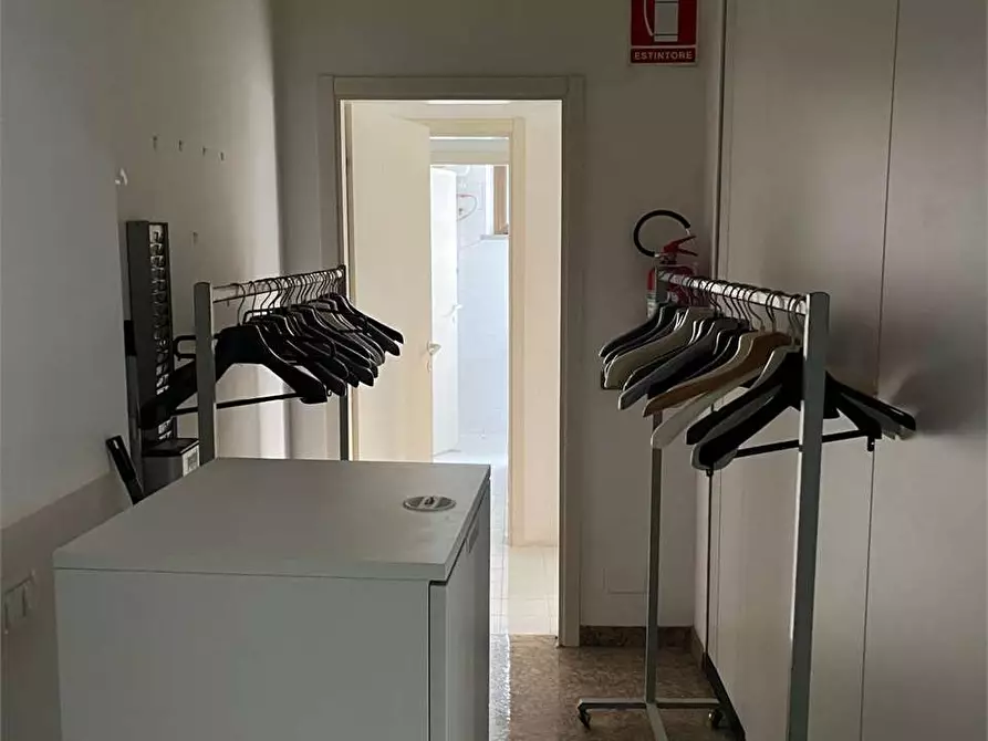 Immagine 18 di Laboratorio in affitto  in via dell' artigiano 1 a Monte San Vito