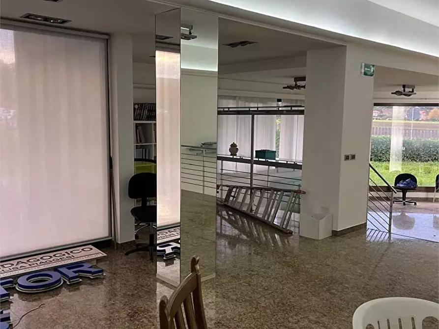 Immagine 19 di Ufficio in affitto  in via dell' artigiano  1 a Monte San Vito