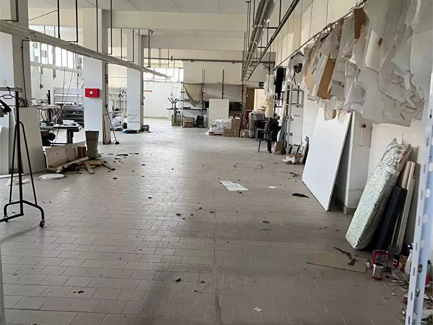 Immagine 34 di Capannone industriale in affitto  in via dell'artigianato 1 a Monte San Vito