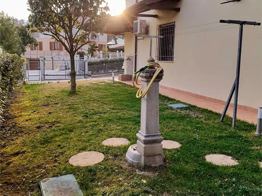 Immagine 8 di Villetta a schiera in vendita  in VIA FRATTE SNC a Osimo