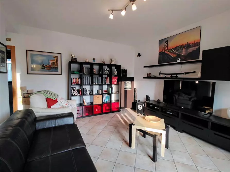 Immagine 15 di Villetta a schiera in vendita  in VIA FRATTE SNC a Osimo