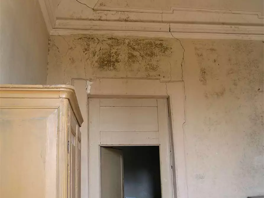 Immagine 29 di Villa in vendita  a Ancona