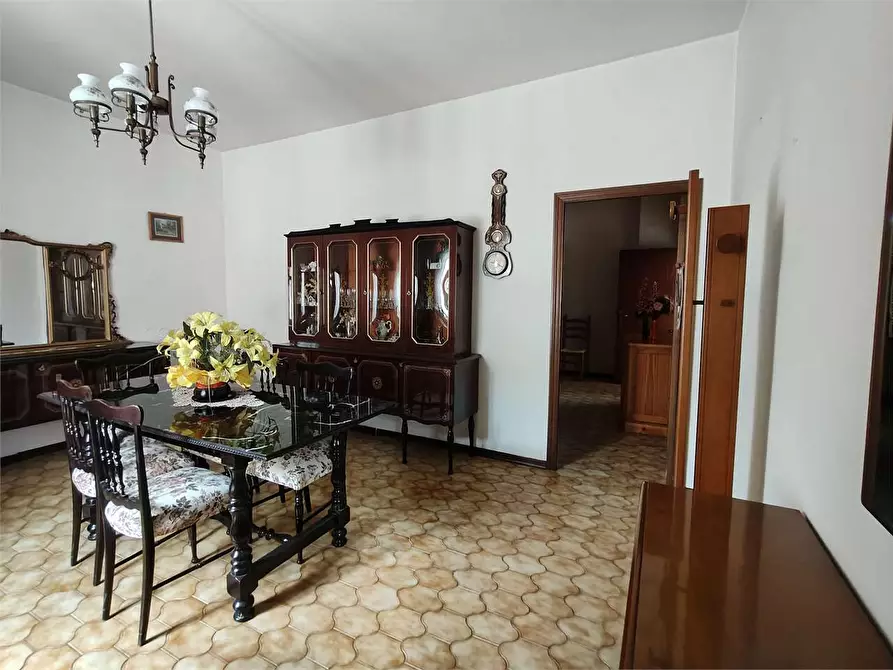 Immagine 5 di Trilocale in vendita  in V TORRI  86 a Osimo