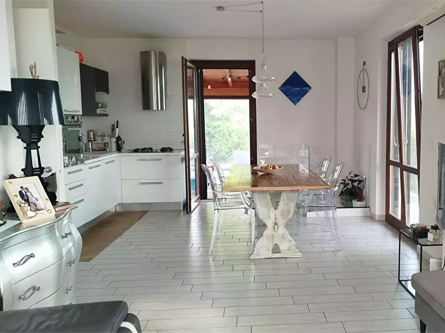 Immagine 1 di Villetta a schiera in vendita  a Agugliano