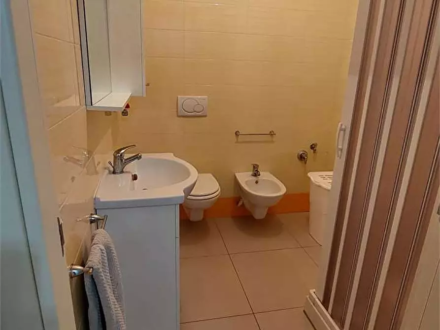 Immagine 8 di Appartamento in affitto  a Civitanova Marche