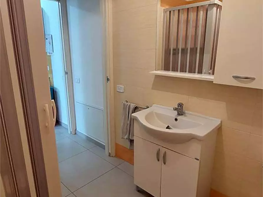 Immagine 9 di Appartamento in affitto  a Civitanova Marche