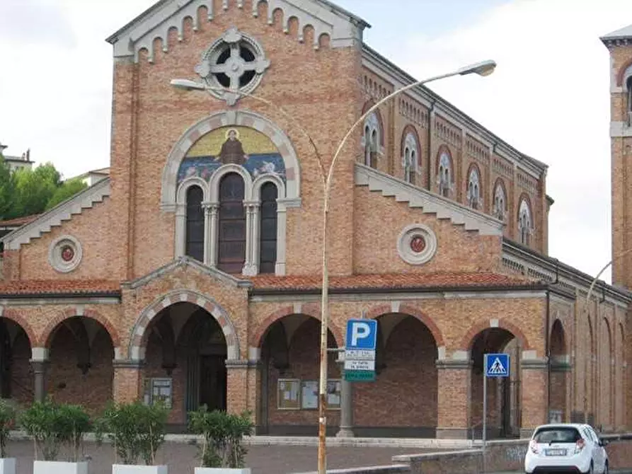 Immagine 13 di Appartamento in vendita  in via quarto a Falconara Marittima