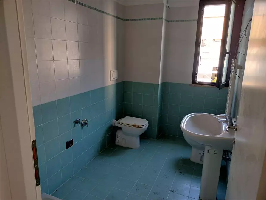 Immagine 7 di Appartamento in vendita  a Ancona