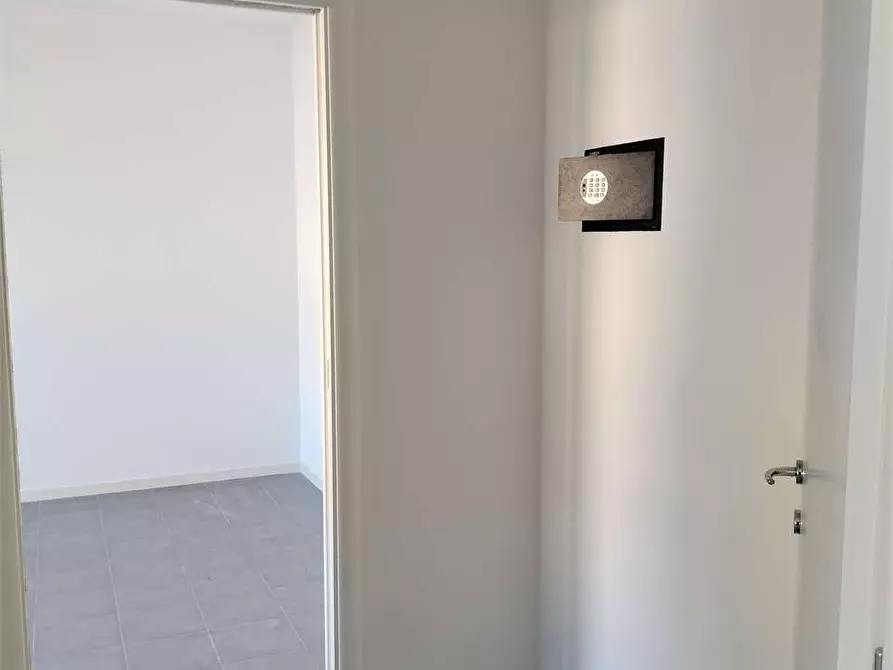 Immagine 10 di Appartamento in vendita  a Ancona