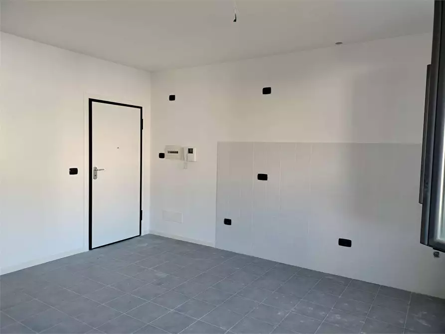 Immagine 14 di Appartamento in vendita  a Ancona