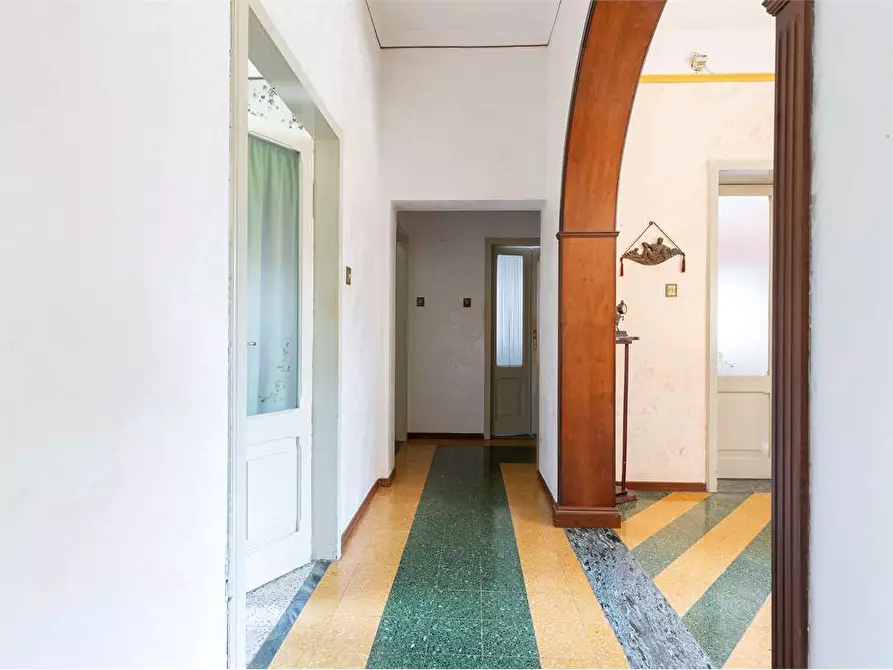 Immagine 2 di Villa in vendita  in Via Marconi 17 a Chiaravalle