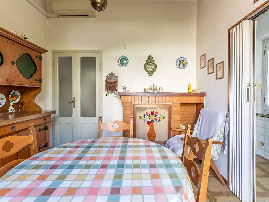 Immagine 12 di Villa in vendita  in Via Marconi 17 a Chiaravalle