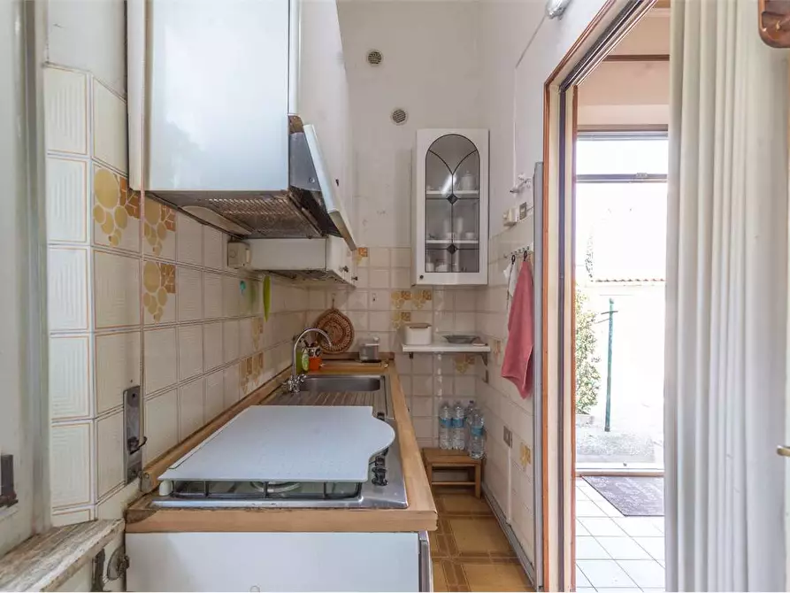 Immagine 13 di Villa in vendita  in Via Marconi 17 a Chiaravalle