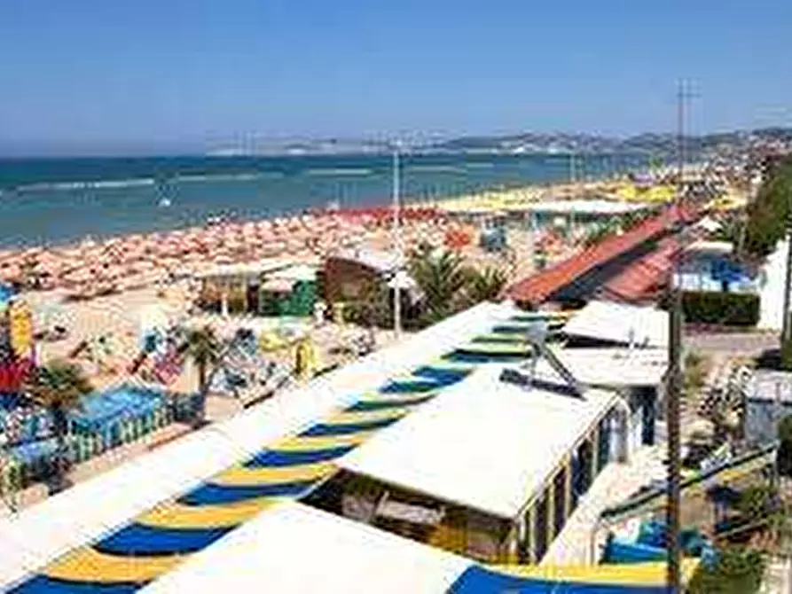 Immagine 3 di Casa indipendente in vendita  a Ancona