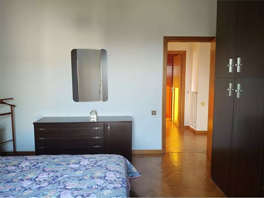 Immagine 15 di Appartamento in vendita  a Osimo