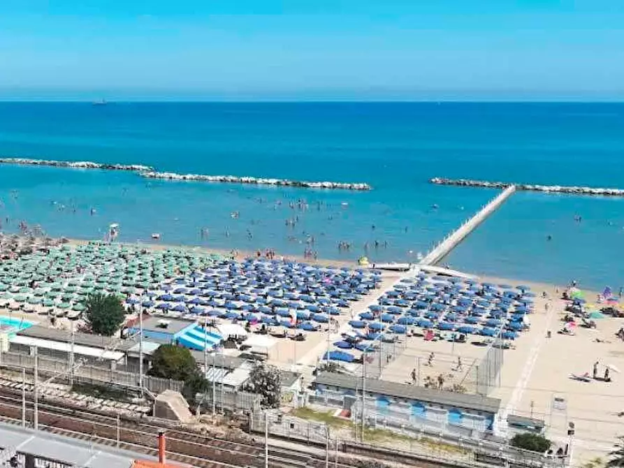 Immagine 9 di Casa indipendente in vendita  a Ancona