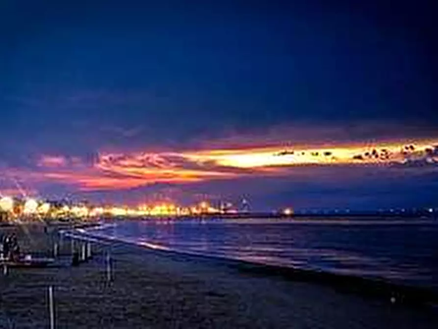 Immagine 12 di Casa indipendente in vendita  a Ancona